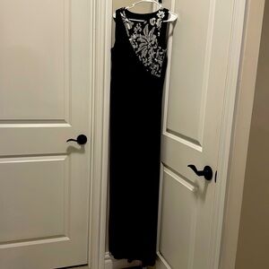 After 5 gown. Size 10. Excellent condition.